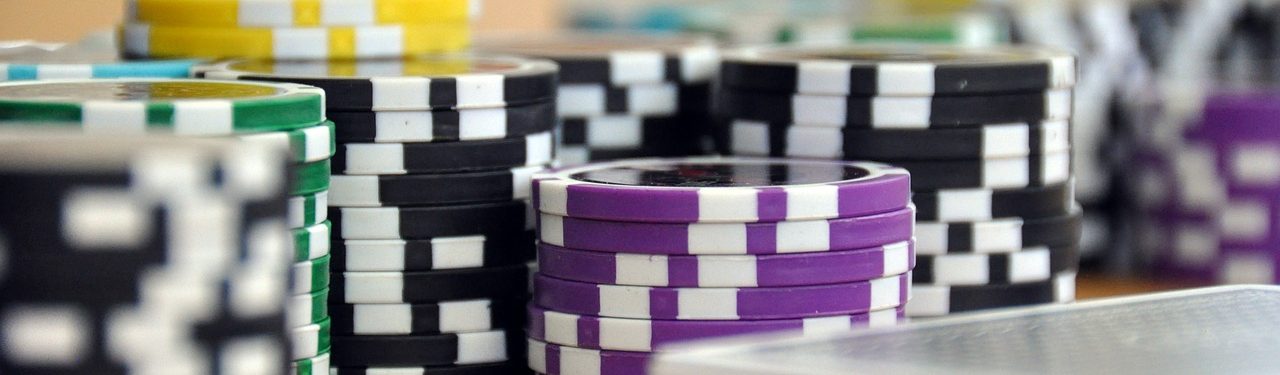 オマハポーカーのルール解説・遊び方と戦略